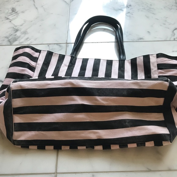 Victorious Secret Tote - Picture 4 of 4